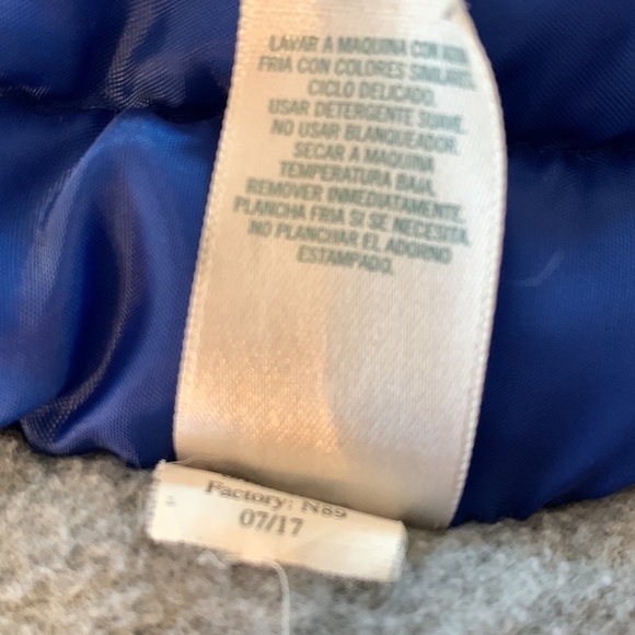 Osh Kosh Boy’s 12 Mos.. Fleece Lined Heavy Jacket in EUC - Picture 6 of 7